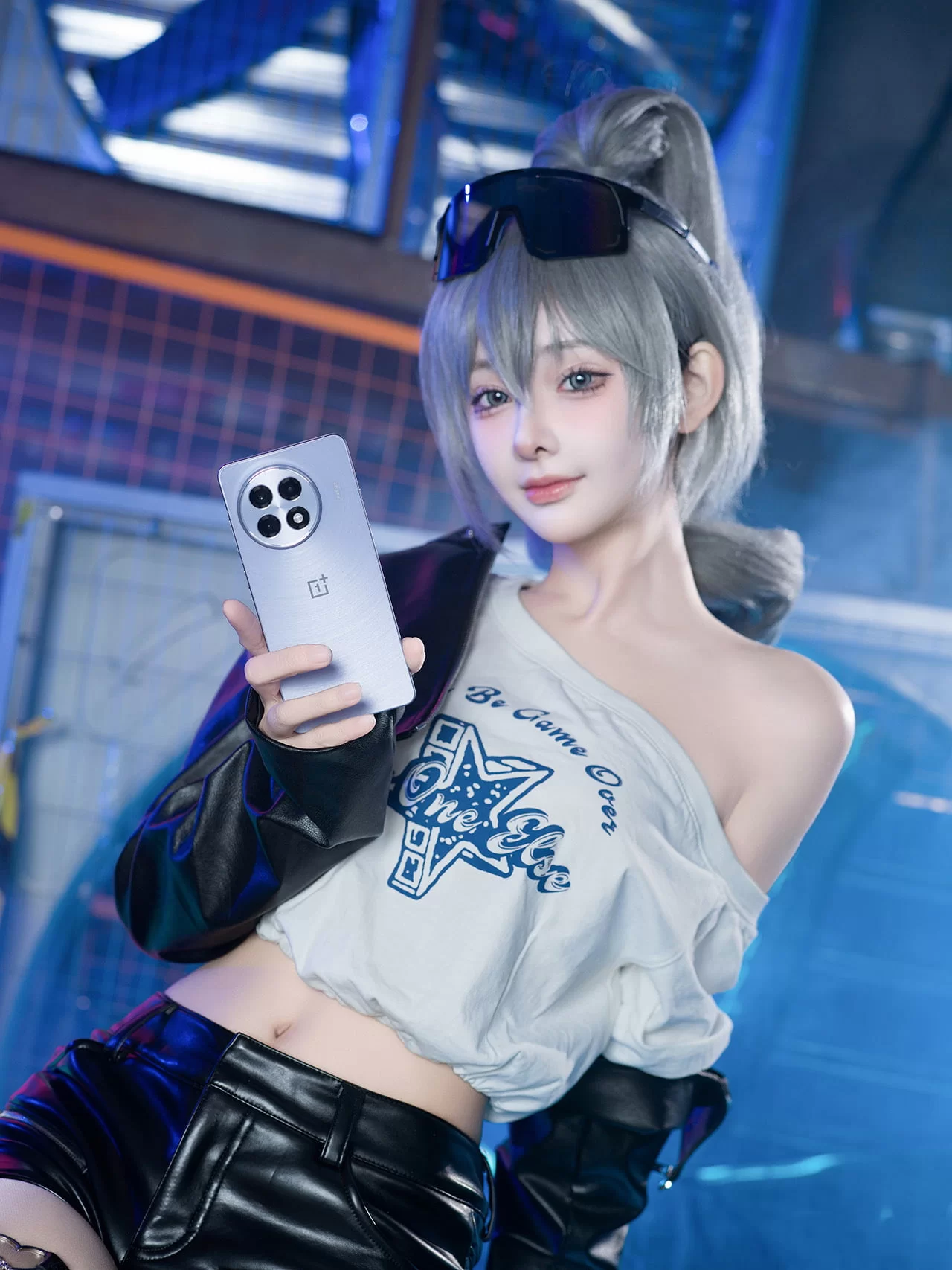 图片[2]-这个银狼小姐姐有点拽-Cosplay社区-我的动漫