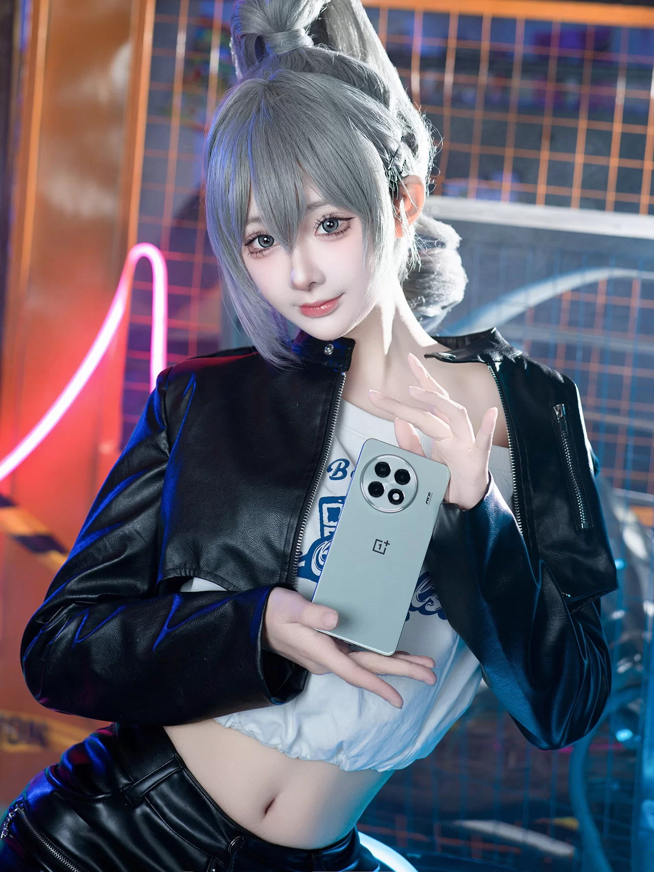 图片[3]-这个银狼小姐姐有点拽-Cosplay社区-我的动漫